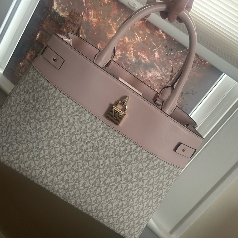 Pink and Gray Tote Bags with Structured Design and Gold Hardware